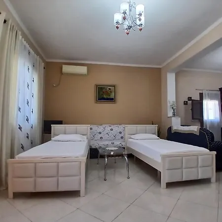 Casa de hóspedes Aaron Kanine